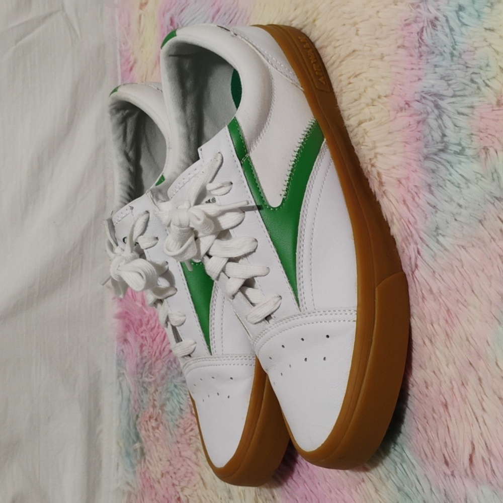 (X-106) Airwalk Maaxel J Sneakers Sz.10 Hardly Worn